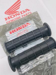Honda TRX300 Fourtrax 250 Recon OEM Handlebar Grips