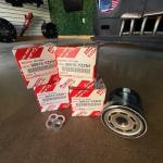 Toyota Genuine Parts Oil Filter 90915-YZZN1 Case