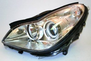 OEM Mercedes Benz Left Halogen Headlamp CLS 500