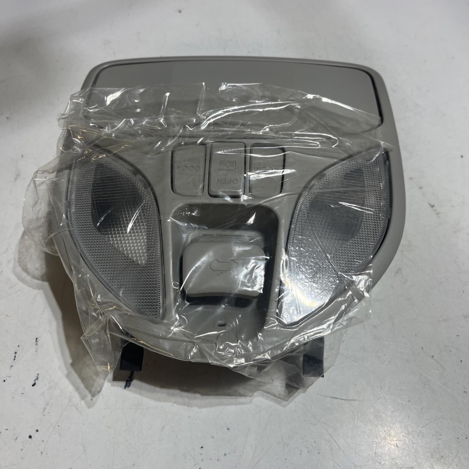 Hyundai Map Lamp Assembly 92800-2W000 OEM