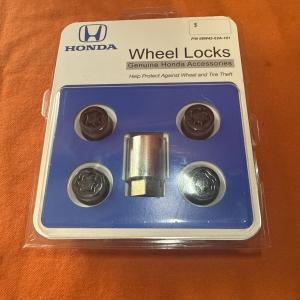 Honda Genuine Parts 08W42-S2A-101 Black Wheel Lock Set Brand New Sealed See Pics
