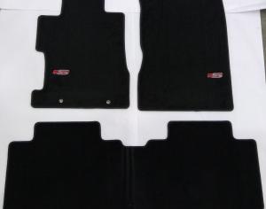 Honda OEM Floor Mat Set 83600-SVH-C01ZA