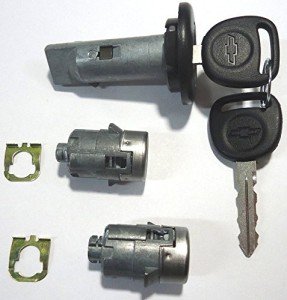 Chevrolet GM OEM Ignition and Door Lock Key Set