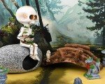 Fishing Skeleton Statue – 4.5 Inch Halloween Decor