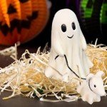 Cute Ghost Figurine with Dog for Halloween Decor