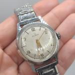 Vintage Helbros Invincible Men's Mechanical Watch