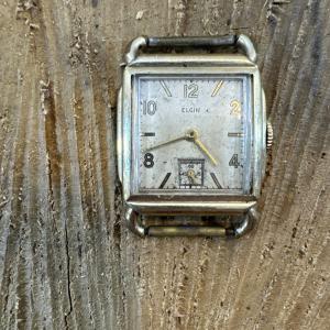 Vintage Elgin Curved Manual Watch with Gold Case
