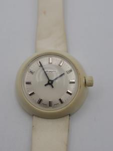 Vintage Dynasty Swiss Mechanical Watch with White Band