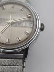 Vintage Timex Men's Mechanical Watch with Chrome Band