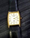 Classic Men's Vintage Gold & Black Tank Watch