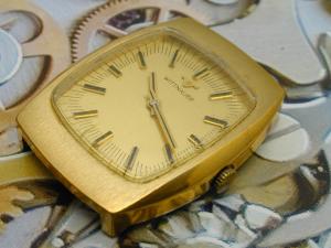 1960s Wittnauer Men's Dress Wind-Up Watch