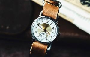Rare Soviet POBEDA Sputnik Military Mechanical Watch