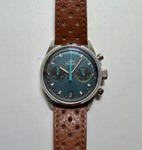 Nivada Grenchen Datomaster VK64 Mecaquartz Watch