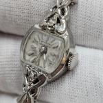 Vintage Croton Nivada Ladies Gold Plated Watch