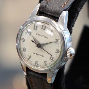 Ladies Vintage CROTON Waterproof Watch with 17 Jewels