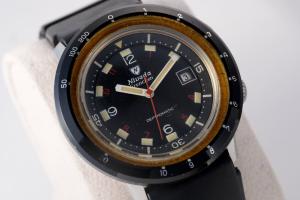 Nivada Grenchen Depthomatic Supercompressor Watch 1968