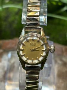 Vintage Women's Gold Tone Zodiac Watch
