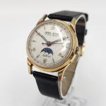 Zodiac Vintage Triple Calendar Moonphase Watch