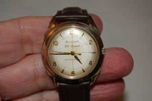 Vintage Bulova 23 Automatic Men's Wristwatch