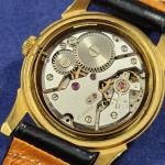 Vintage Gold-Tone Mechanical Watch with Date