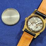 Vintage Gold-Tone Mechanical Watch with Date
