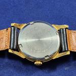 Vintage Gold-Tone Mechanical Watch with Date