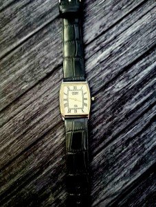 Men's Vintage Seiko Slim Silver Tank Watch