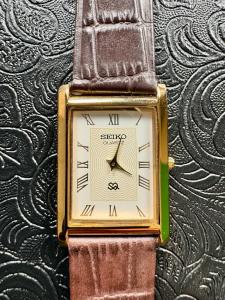 Vintage Seiko Slim Quartz Men's Wrist Watch