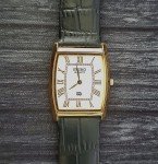 Vintage Men's Seiko Tank Barrel Gold Watch