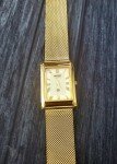 Vintage Tank Watch with Champagne Dial & Milanese Band