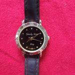 Vintage Women's Quartz Watch with Leather Strap