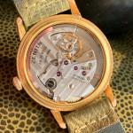 Zenith 18K Gold Automatic Bumper Vintage Watch