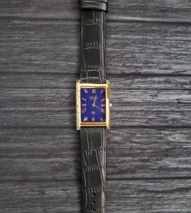 Vintage Men's Tank Watch: Blue Dial, Black Leather