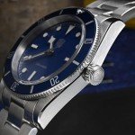 Men's Vintage Diver Quartz Watch - Blue/Silver 37mm
