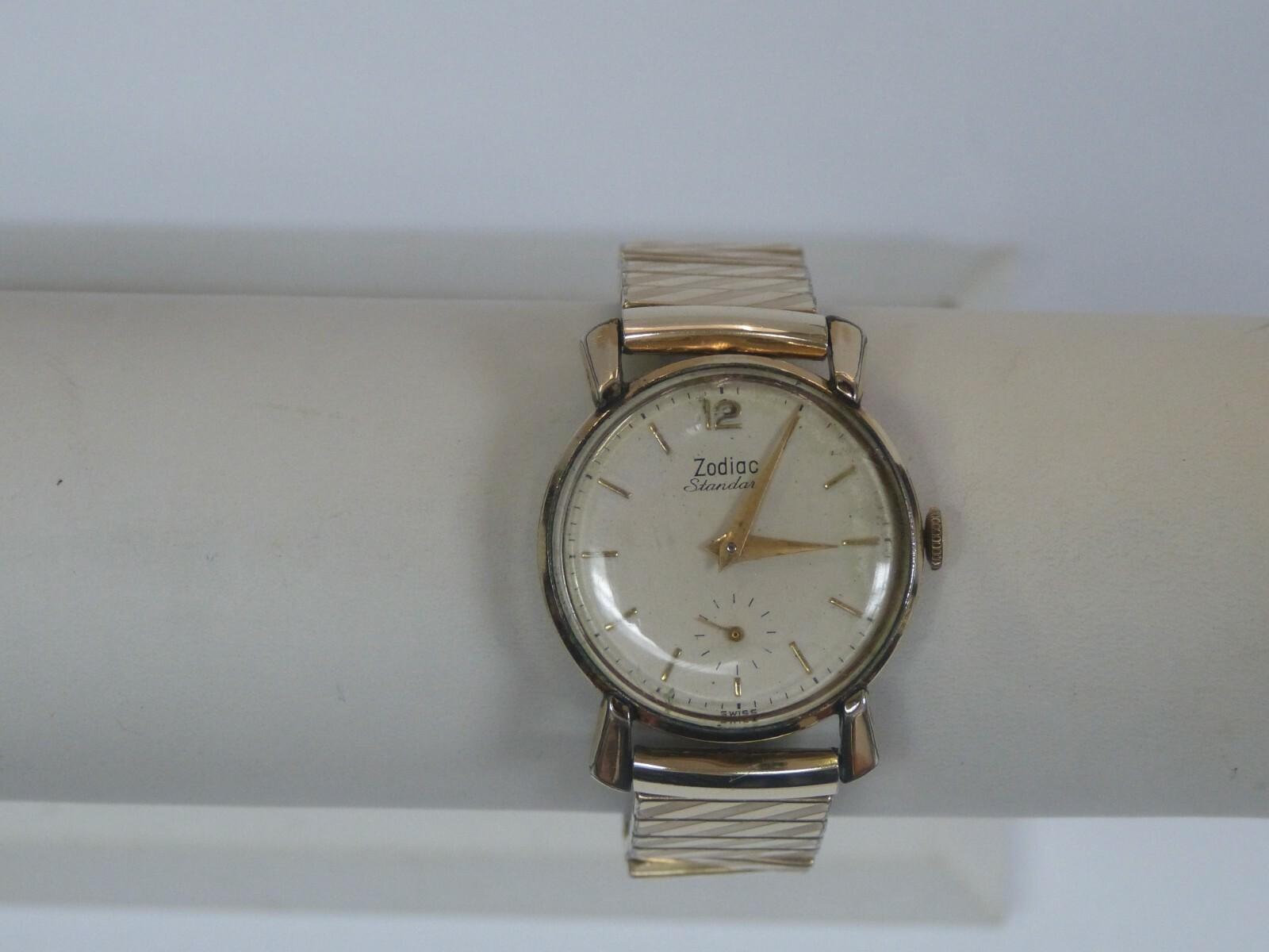 Zodiac Mechanical Wind Vintage Wrist Watch