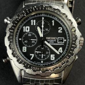 Seiko 1996 Vintage Sports Quartz Chronograph Watch