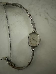 Baylor Vintage Ladies Cocktail Watch with Diamonds