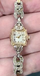 Bulova Vintage Ladies 10k Gold Diamond Watch