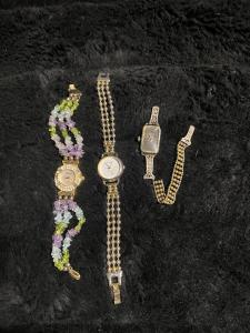 Vintage Ladies Quartz Cocktail Watch