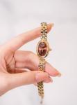 Elegant FIYTA Gold Pea Women's Vintage Watch