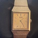 Seiko Vintage Ladies Watch Gold Tone Bracelet