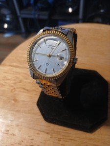 Rare Vintage Clinton Time & Date Watch