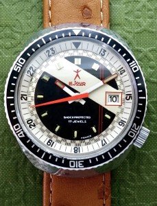 Vintage 70's Le Jour 38mm Manual Wind Racing Watch