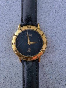 Gucci 3001M Gold Black Dial Vintage Men's Watch