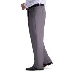Haggar Men's Classic Fit Pleat Front Dress Pants