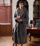 Men's Hooded Plush Fleece Bathrobe - Red