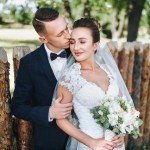 Men's Classic Pre-Tied Bow Tie Set - Black & Red