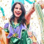 18-Piece Mardi Gras Bead Pendant Necklace Set