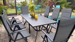 Purple Leaf Outdoor Dining Set with 8 Folding Chairs