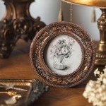 Vintage Mini 3x3 Round Picture Frame - Bronze Gold